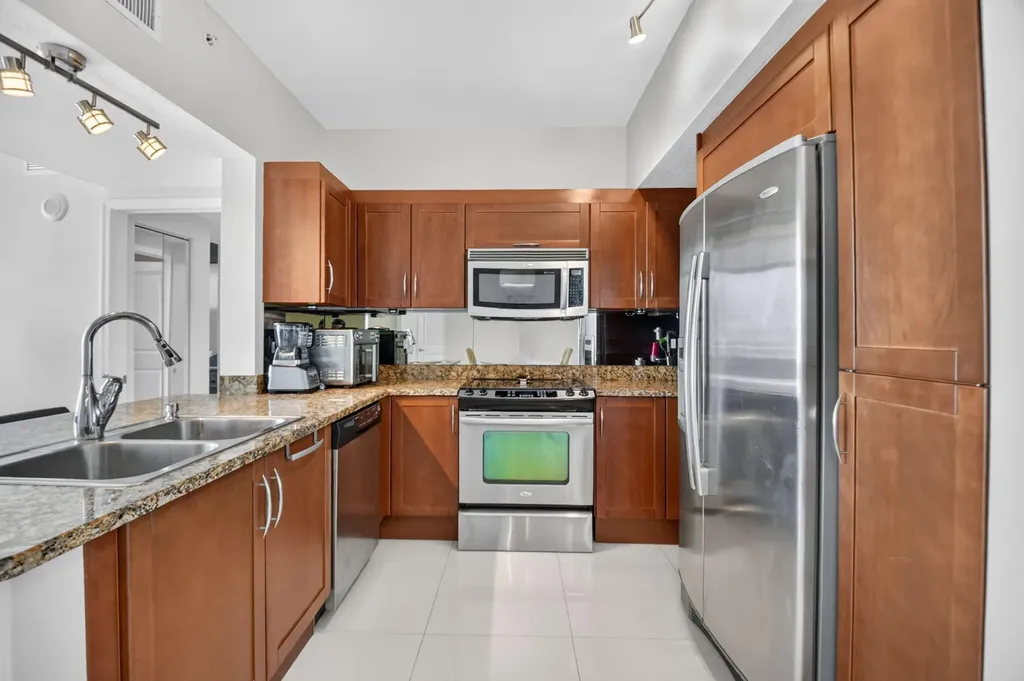 450 N Federal Highway Boynton Beach FL 33435