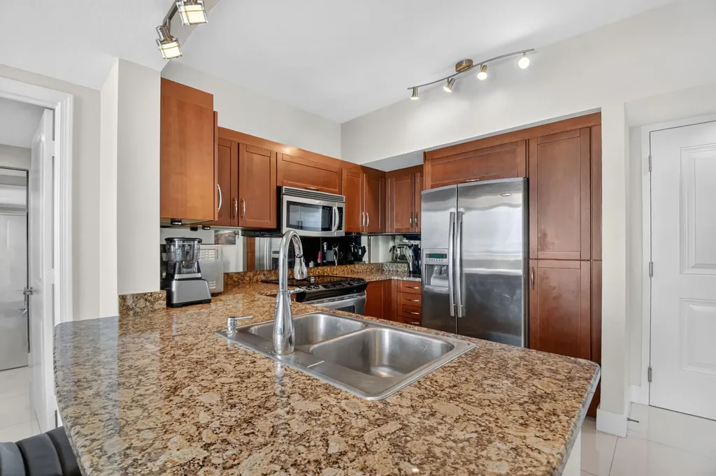 450 N Federal Highway Boynton Beach FL 33435