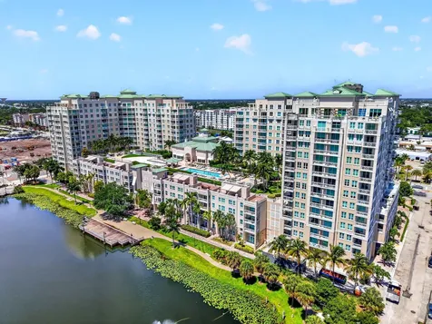 450 N Federal Highway Boynton Beach FL 33435