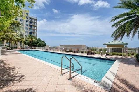 450 N Federal Highway Boynton Beach FL 33435