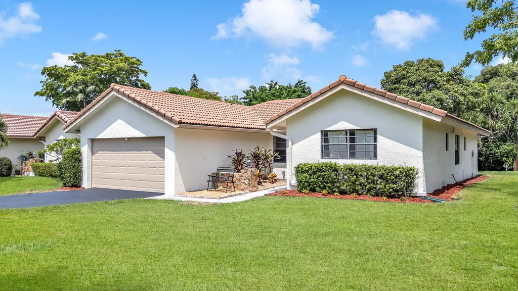 1273 Spring Circle Drive Coral Springs FL 33071