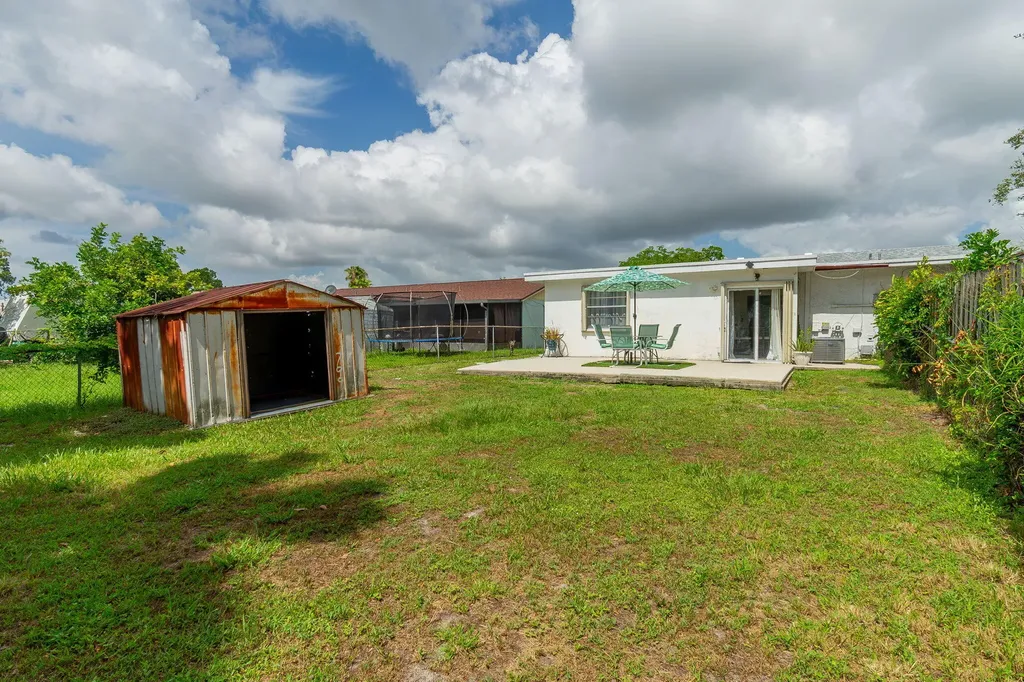 799 Ilene Road E West Palm Beach FL 33415