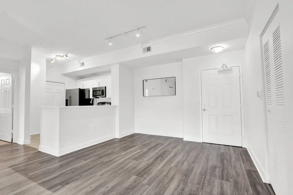 4903 Midtown Lane Palm Beach Gardens FL 33418