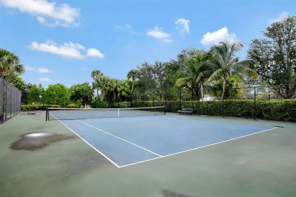 4903 Midtown Lane Palm Beach Gardens FL 33418