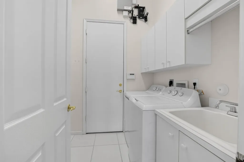 5281 Brooklawn Terrace Boynton Beach FL 33437