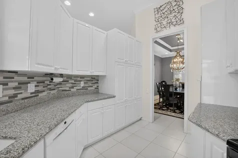 5281 Brooklawn Terrace Boynton Beach FL 33437