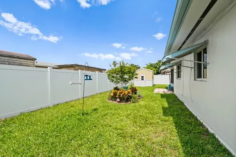 6920 SW 1st Court Margate FL 33068