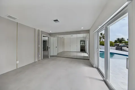 411 SE 2nd Avenue Pompano Beach FL 33060