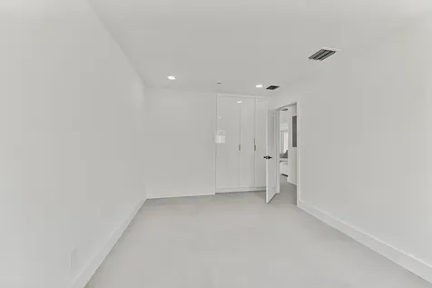 411 SE 2nd Avenue Pompano Beach FL 33060