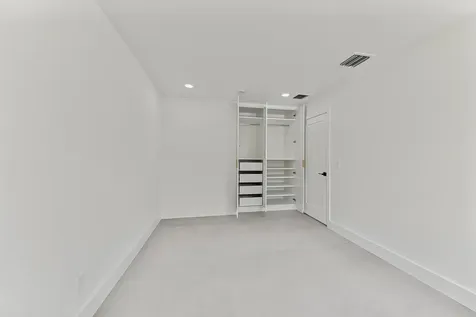 411 SE 2nd Avenue Pompano Beach FL 33060