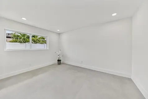 411 SE 2nd Avenue Pompano Beach FL 33060