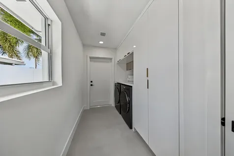411 SE 2nd Avenue Pompano Beach FL 33060
