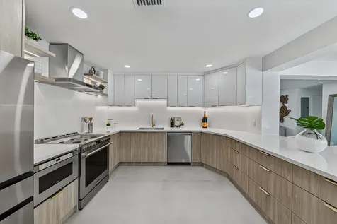 411 SE 2nd Avenue Pompano Beach FL 33060