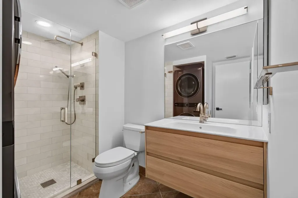 8460 Casa Del Lago Boca Raton FL 33433
