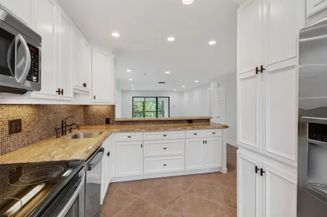 8460 Casa Del Lago Boca Raton FL 33433