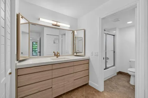 8460 Casa Del Lago Boca Raton FL 33433