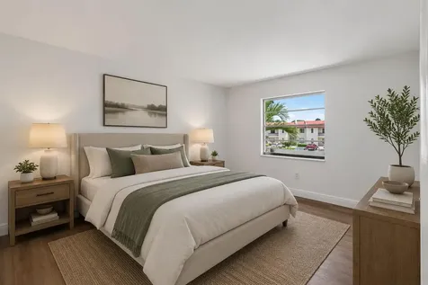 8460 Casa Del Lago Boca Raton FL 33433