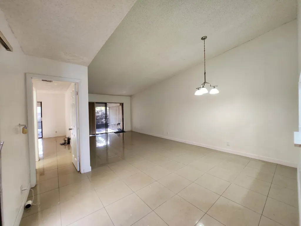 903 NW 79th Terrace Plantation FL 33324
