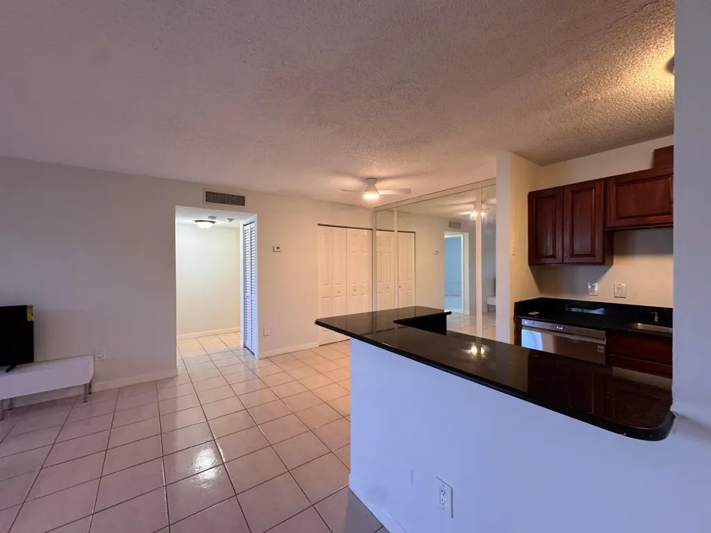 809 NE 199th Street Miami FL 33179