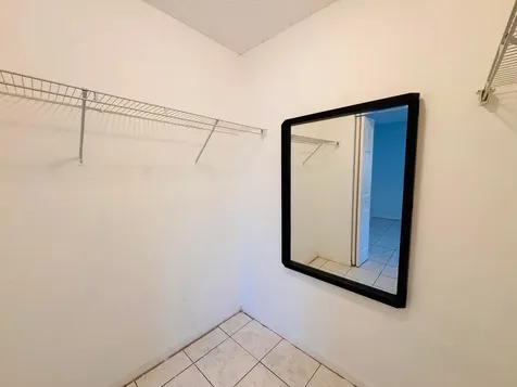 809 NE 199th Street Miami FL 33179