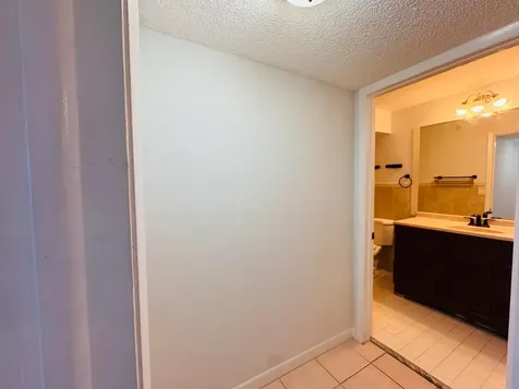 809 NE 199th Street Miami FL 33179