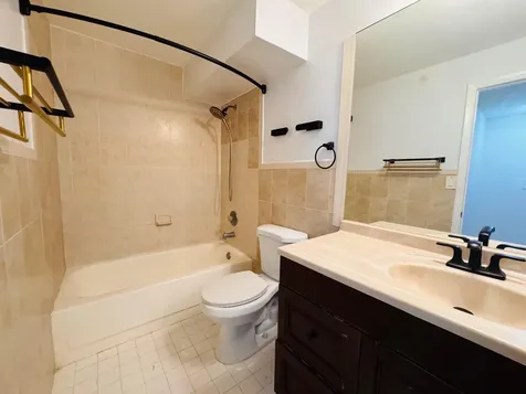 809 NE 199th Street Miami FL 33179