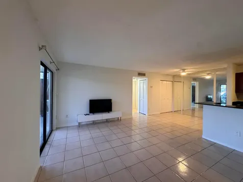 809 NE 199th Street Miami FL 33179