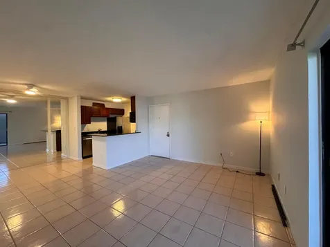 809 NE 199th Street Miami FL 33179