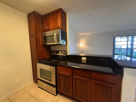809 NE 199th Street Miami FL 33179