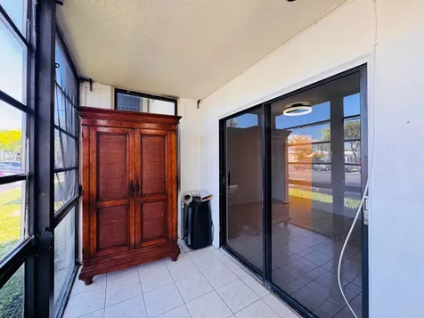 809 NE 199th Street Miami FL 33179