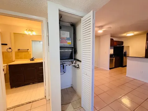 809 NE 199th Street Miami FL 33179