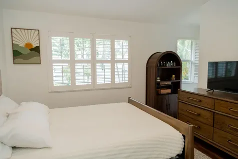 1877 NE 15th Avenue Fort Lauderdale FL 33305