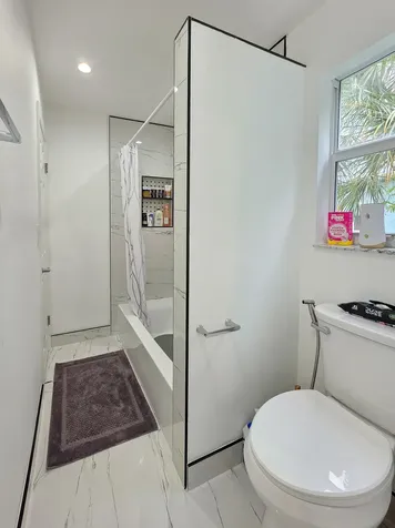 1877 NE 15th Avenue Fort Lauderdale FL 33305