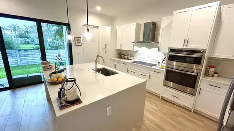 1423 SW 23rd Street Fort Lauderdale FL 33315