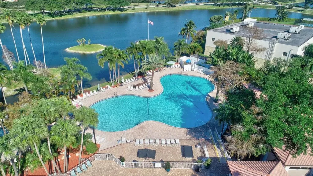 10302 Buena Ventura Drive Boca Raton FL 33498