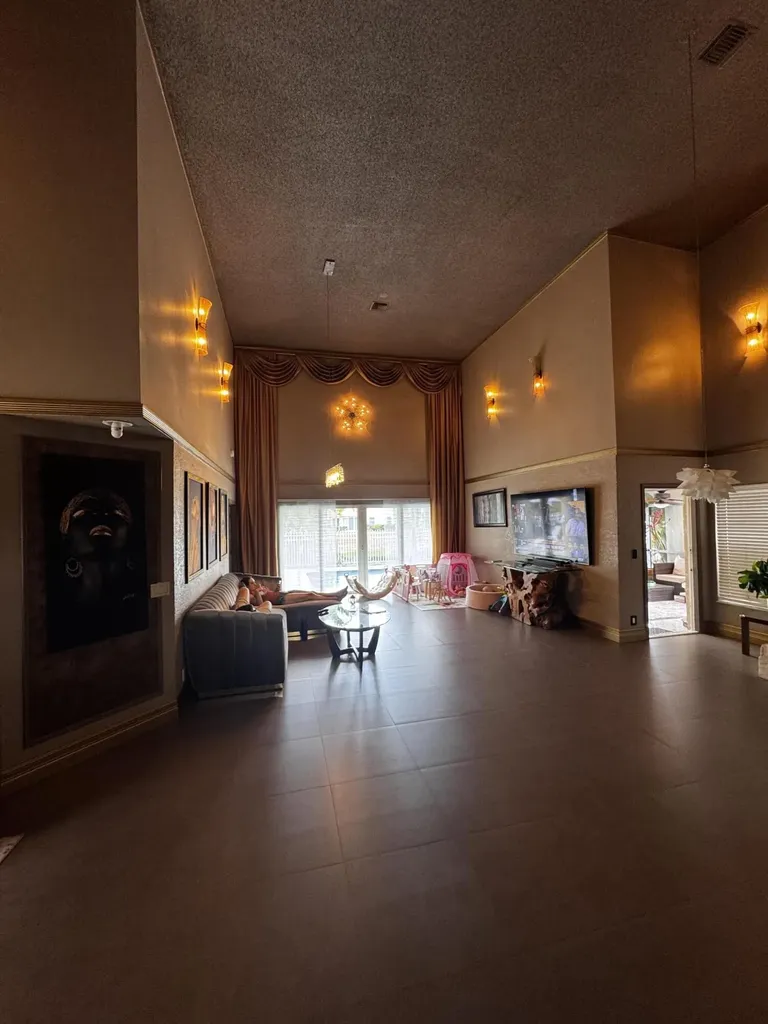 10302 Buena Ventura Drive Boca Raton FL 33498