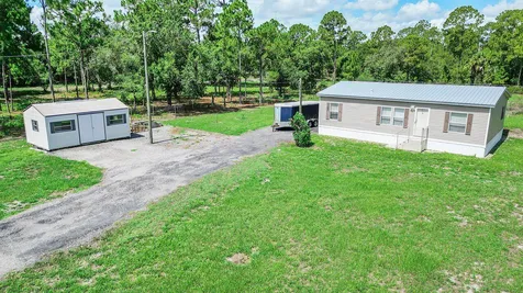 220 N Sendero Street Clewiston FL 33440