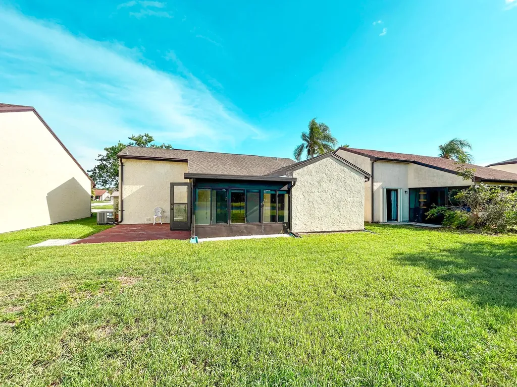 2241 SE Barrington Street Port St Lucie FL 34952