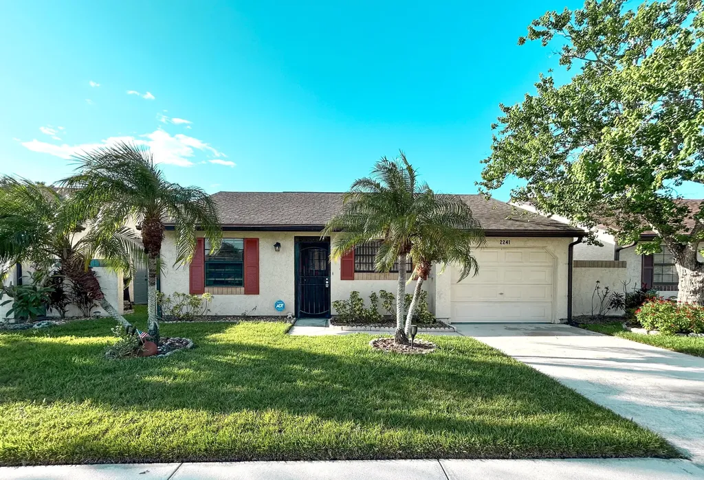 2241 SE Barrington Street Port St Lucie FL 34952