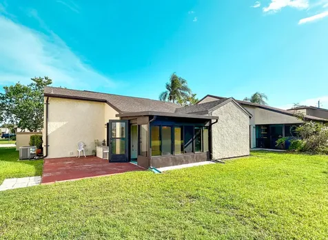 2241 SE Barrington Street Port St Lucie FL 34952