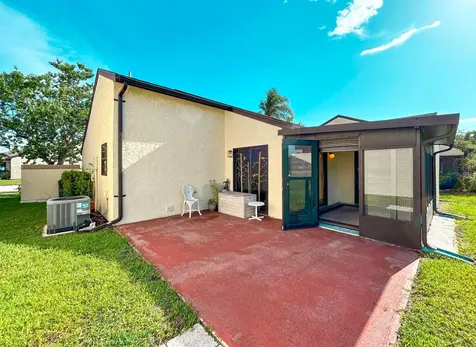2241 SE Barrington Street Port St Lucie FL 34952