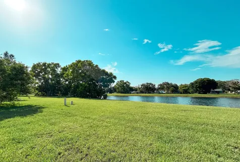 2241 SE Barrington Street Port St Lucie FL 34952