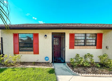 2241 SE Barrington Street Port St Lucie FL 34952