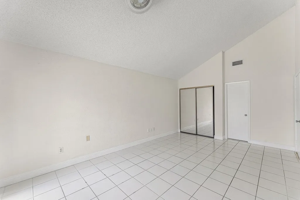7627 Sierra Drive W Boca Raton FL 33433