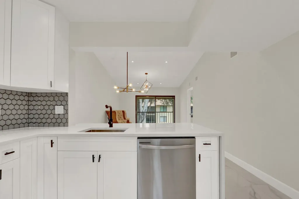 21938 Remsen Terrace Boca Raton FL 33433