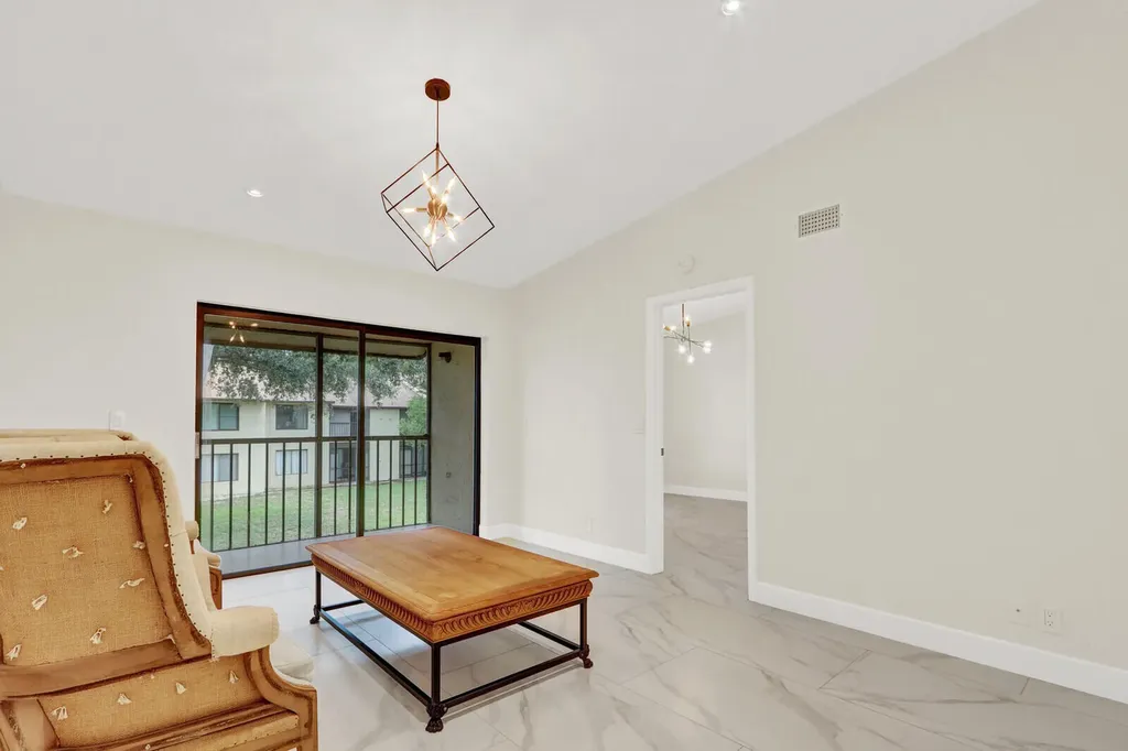 21938 Remsen Terrace Boca Raton FL 33433