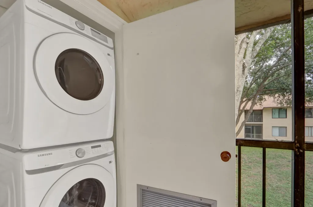 21938 Remsen Terrace Boca Raton FL 33433