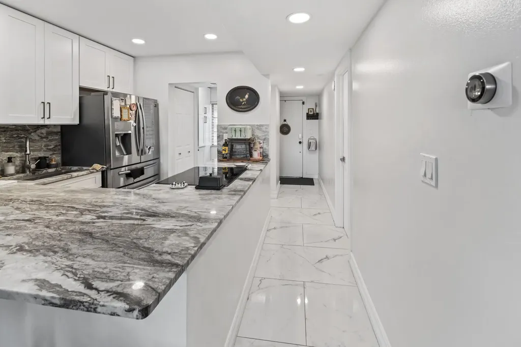 1021 Mockingbird Lane Plantation FL 33324