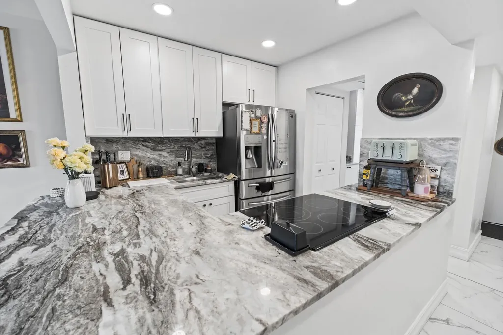 1021 Mockingbird Lane Plantation FL 33324