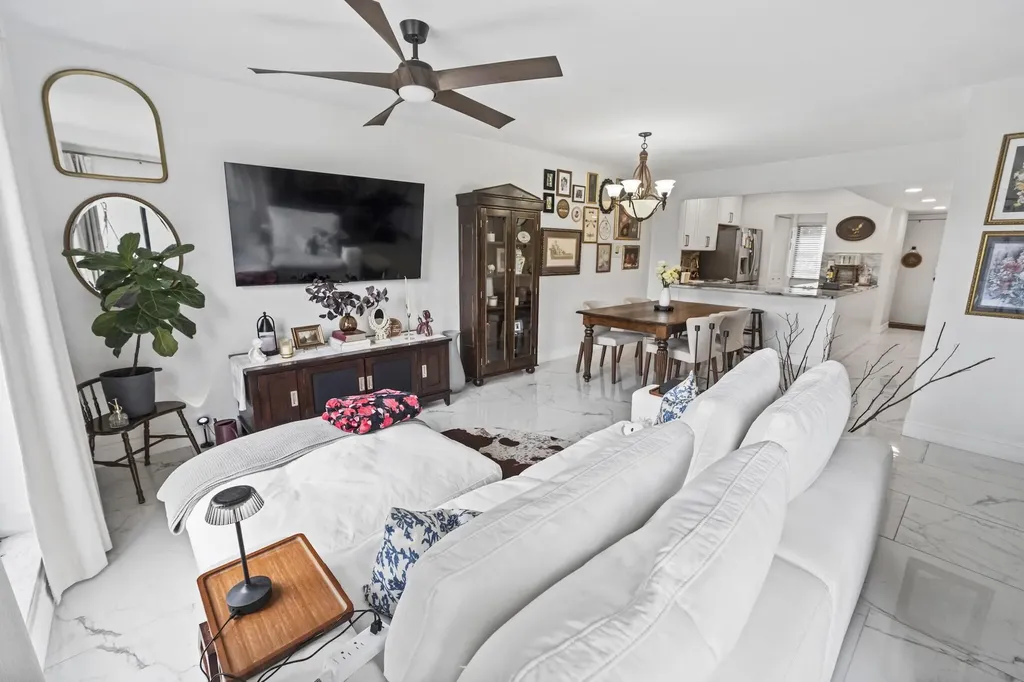 1021 Mockingbird Lane Plantation FL 33324